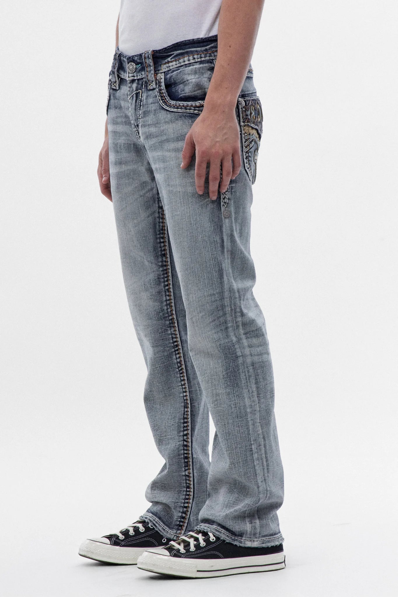 ROCK REVIVAL STRAIGHT JEANS IN LIGHT BLUE
