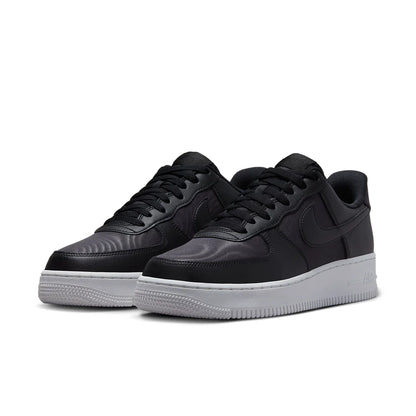 Nike - Air Force 1 Low '07 SE 'Black Nylon'