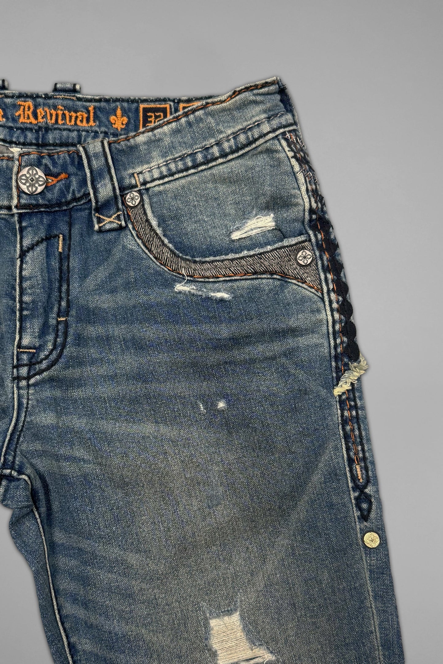 VINTON STRAIGHT JEANS IN MEDIUM BLUE - GR COLLECTION