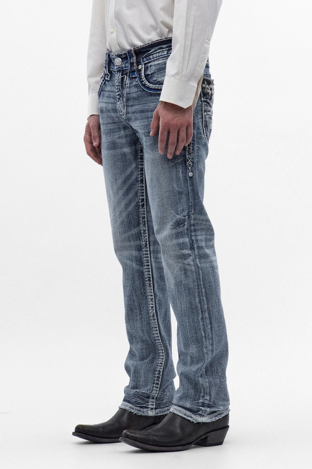 JETT STRAIGHT JEANS IN LIGHT BLUE